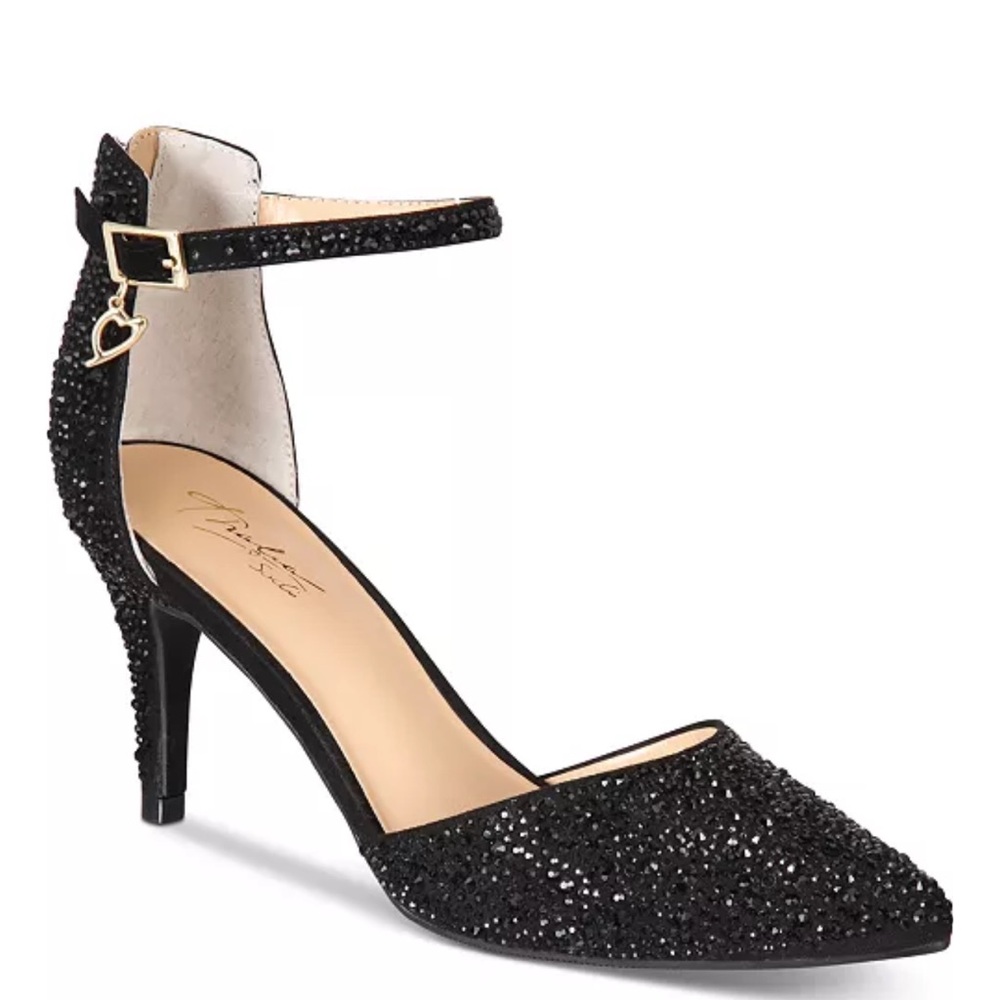 Thalia Sodi's Vanessa pumps Elegant Black Ankle Strap Heels